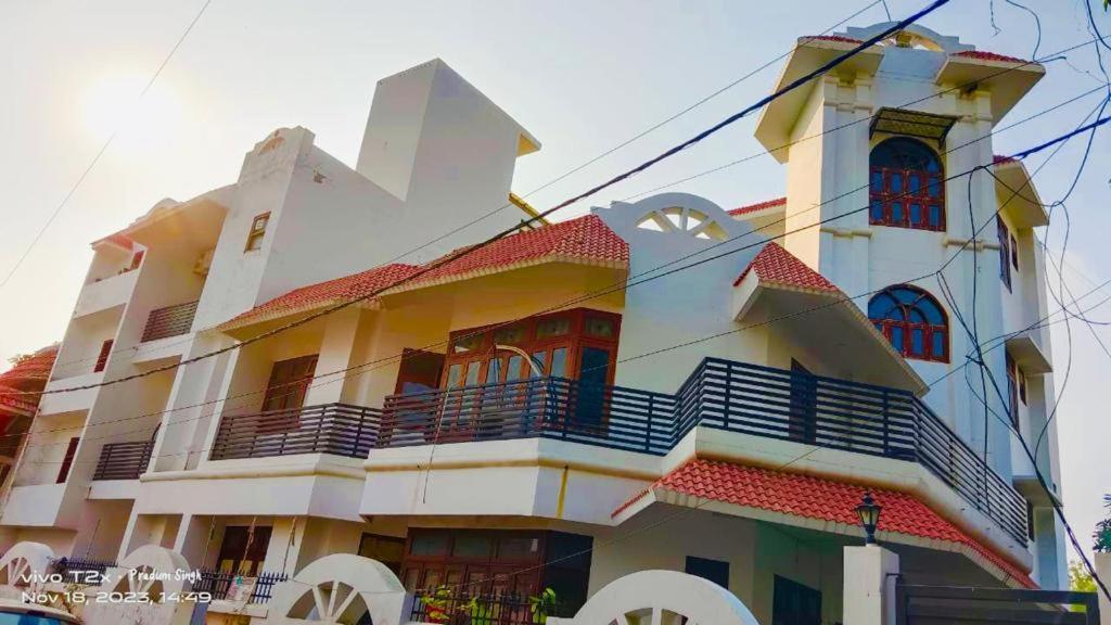 Mauji'S Villa Hotel & Guest House Allāhābād Junction Dış mekan fotoğraf