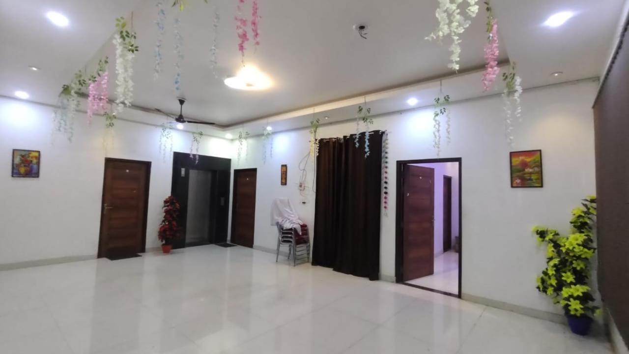 Mauji'S Villa Hotel & Guest House Allāhābād Junction Dış mekan fotoğraf