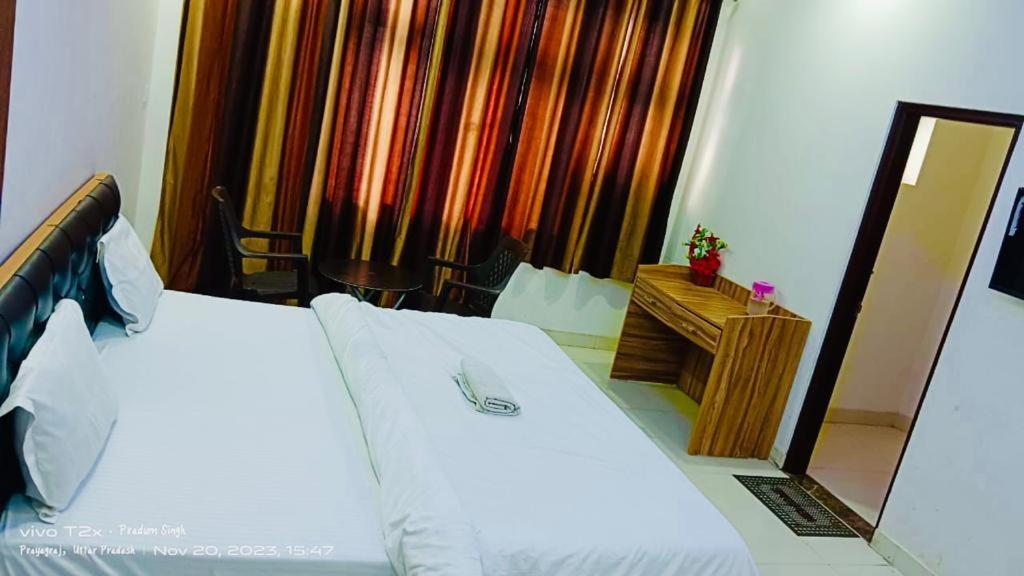 Mauji'S Villa Hotel & Guest House Allāhābād Junction Dış mekan fotoğraf