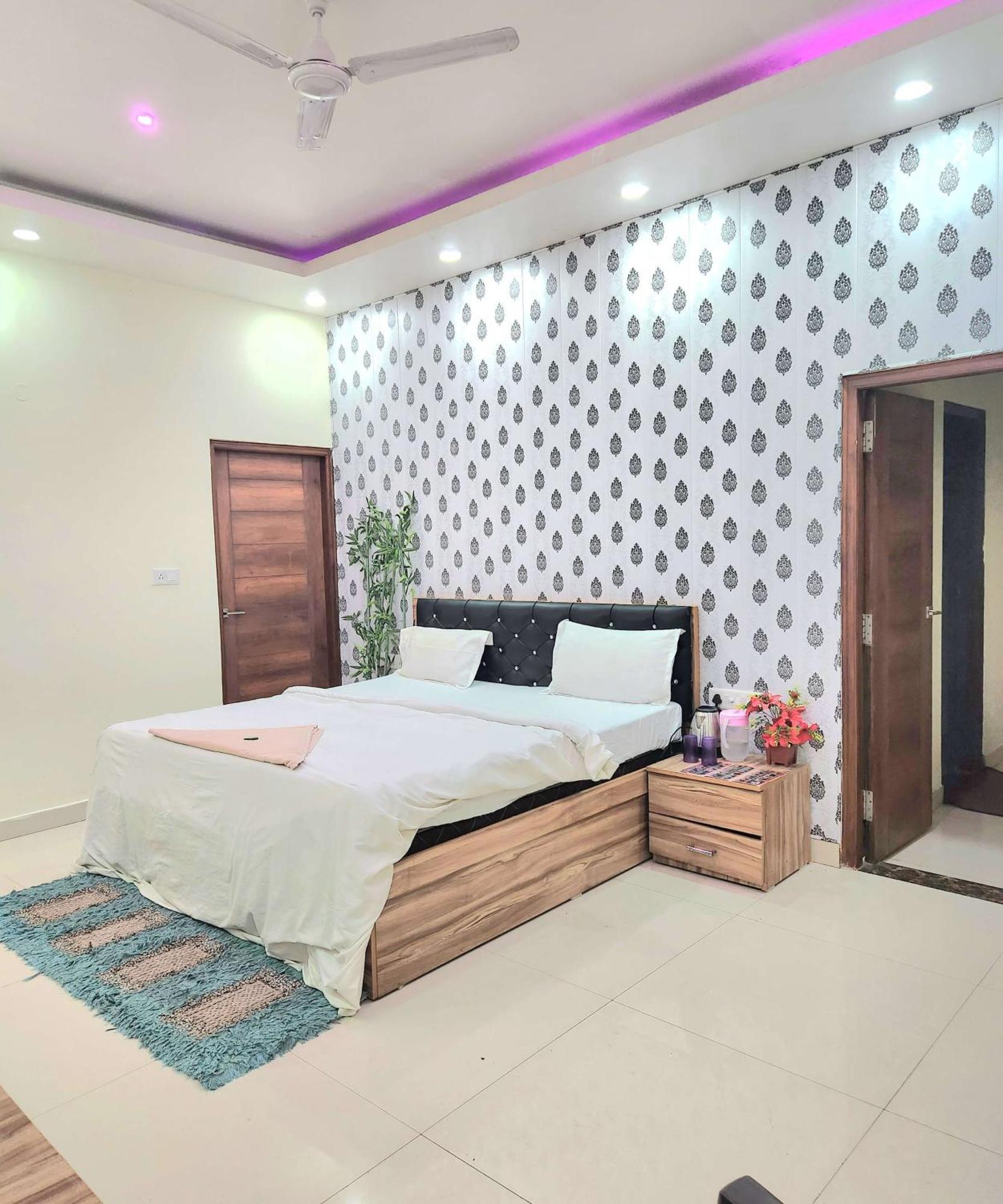 Mauji'S Villa Hotel & Guest House Allāhābād Junction Dış mekan fotoğraf